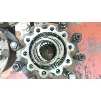 Recambio de buje trasero izquierdo para mercedes-benz axor 2-ejes 18 ton 2004 referencia OEM IAM A9463560201 A9603561801 