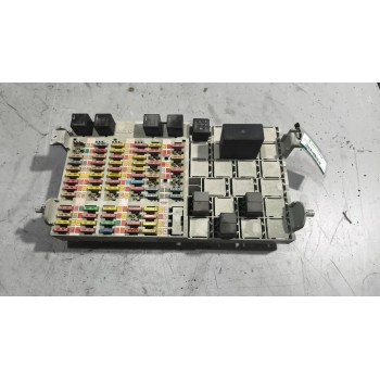 Recambio de caja reles / fusibles para scania r i r 500 referencia OEM IAM 2096304  