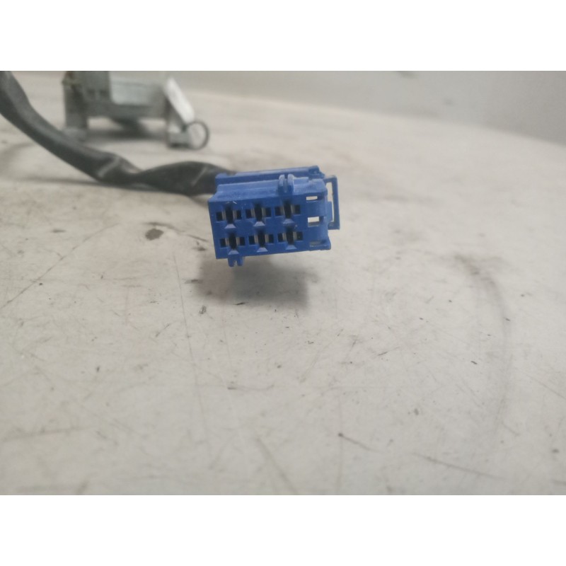 Recambio de mando freno motor para volvo fh referencia OEM IAM 20399175 - Blanco 2