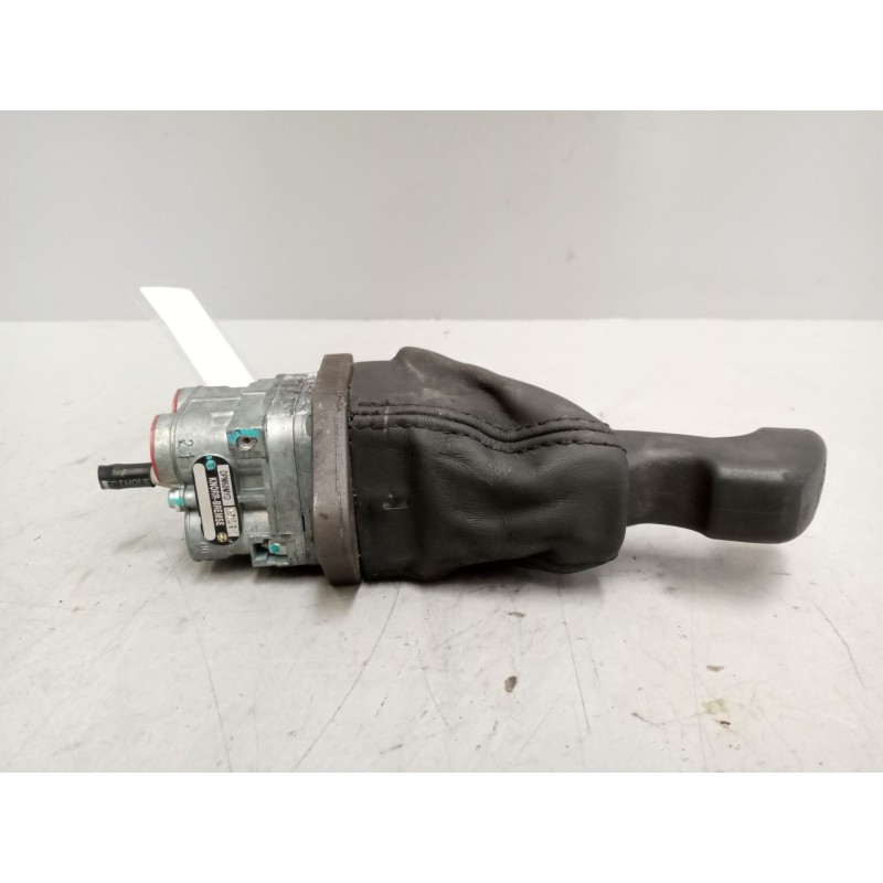 Recambio de palanca freno de mano para iveco stralis (as) 10.3 diesel referencia OEM IAM 5802790763  DPM60MYD