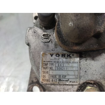 Recambio de compresor aire acondicionado para iveco daily combi 2.3 diesel cat referencia OEM IAM DKS  