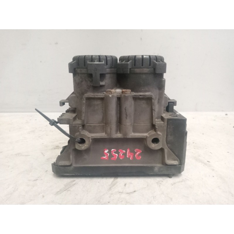 Recambio de valvula aire para renault magnum 4xx.18/4xx.26 02  fas 4x2 4xx.18 larga distancia referencia OEM IAM 20670910 VALVUL - Blanco 5