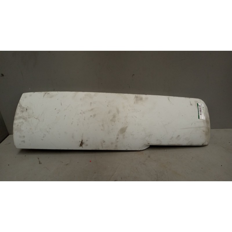 Recambio de deflector derecho para renault hr xxx.18/26 premium 01  11.1 diesel referencia OEM IAM   