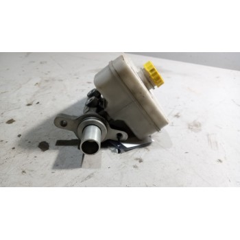 Recambio de bombin freno para iveco sunrise referencia OEM IAM 0204Y24317 204255550 