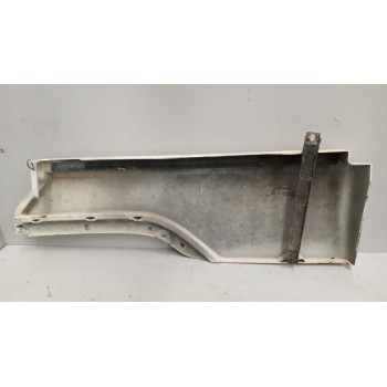 Recambio de moldura trasera cabina para volvo fh 12 2002  12.1 diesel (d12d460) referencia OEM IAM 3175930  DERECHA