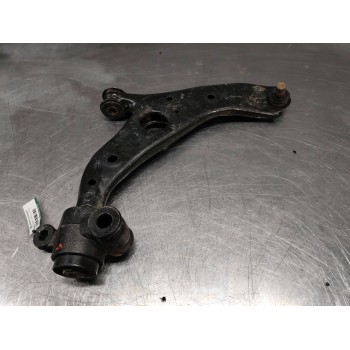 BRAZO SUSPENSION SUPERIOR DELANTERO DERECHO 