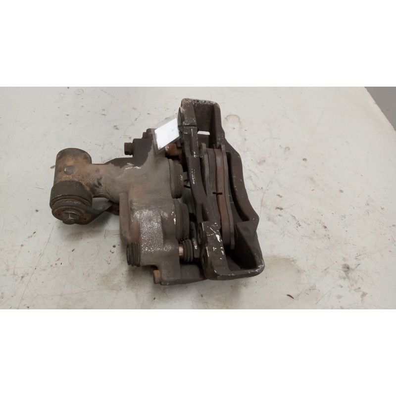 Recambio de pinza freno delantera izquierda para iveco eurocargo tector 3.9 diesel referencia OEM IAM 500352568 - Negro 2