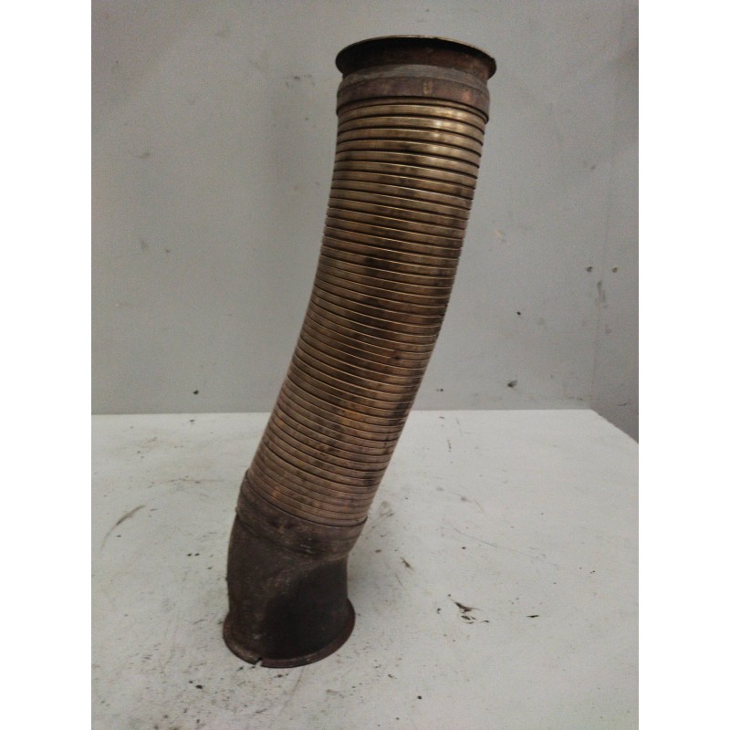 Recambio de tubo para scania serie p/g/r (c-clase) 12.7 diesel referencia OEM IAM 1529474  FLECTOR TUBO ESCAPE - Blanco