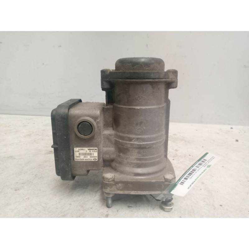 Recambio de valvula aire para scania serie p/g/r (c-clase) 11.7 diesel referencia OEM IAM 1790879 VALVULA EBS K000089 - Blanco