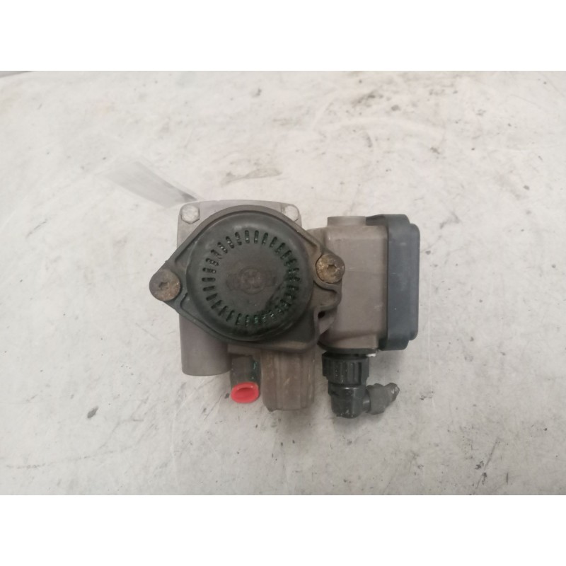 Recambio de valvula aire para scania serie p/g/r (c-clase) 11.7 diesel referencia OEM IAM 1790879 VALVULA EBS K000089 - Blanco 3