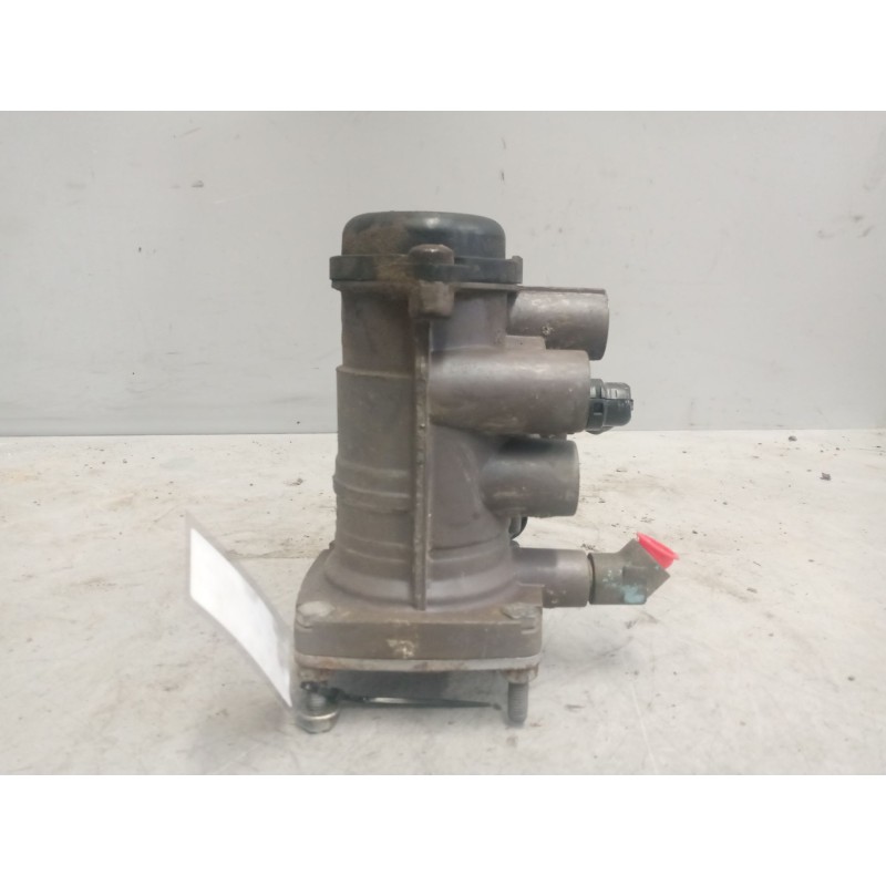 Recambio de valvula aire para scania serie p/g/r (c-clase) 11.7 diesel referencia OEM IAM 1790879 VALVULA EBS K000089 - Blanco 4
