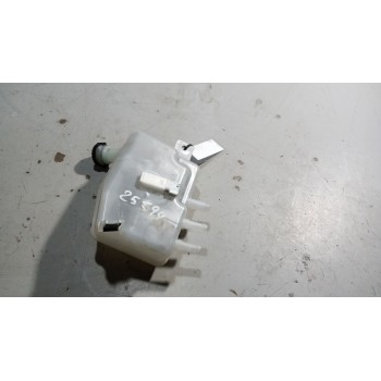 Recambio de deposito limpia para renault magnum ab diesel referencia OEM IAM   