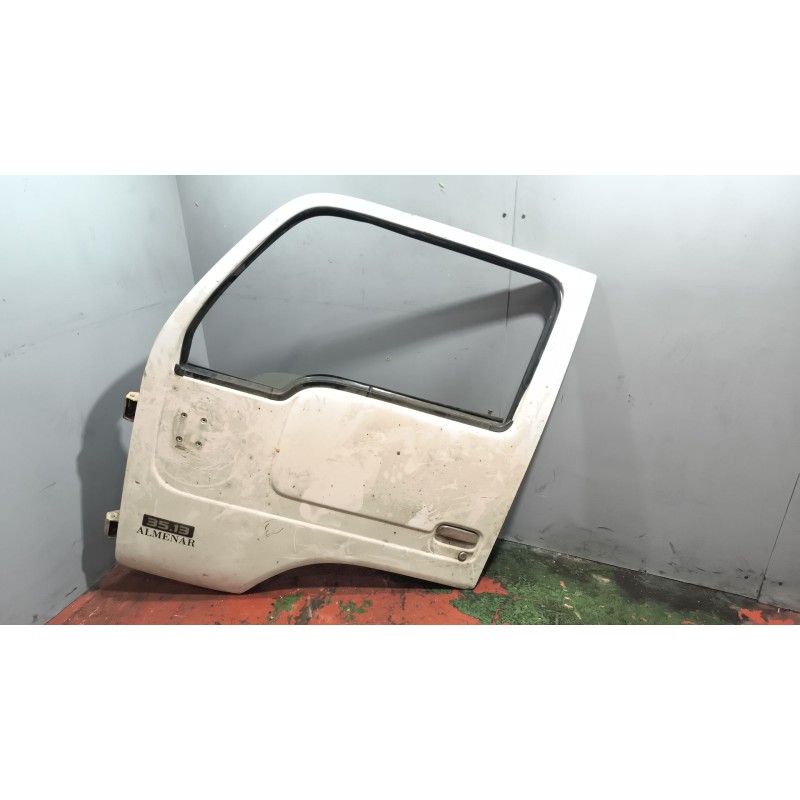 Recambio de puerta delantera izquierda para nissan cabstar 09.06 cabstar 35.xx cabina simple cabina individual referencia OEM IA