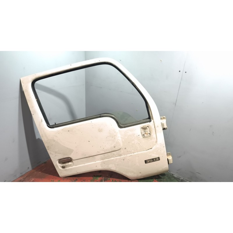 Recambio de puerta delantera derecha para nissan cabstar 09.06 cabstar 35.xx cabina simple cabina individual referencia OEM IAM 