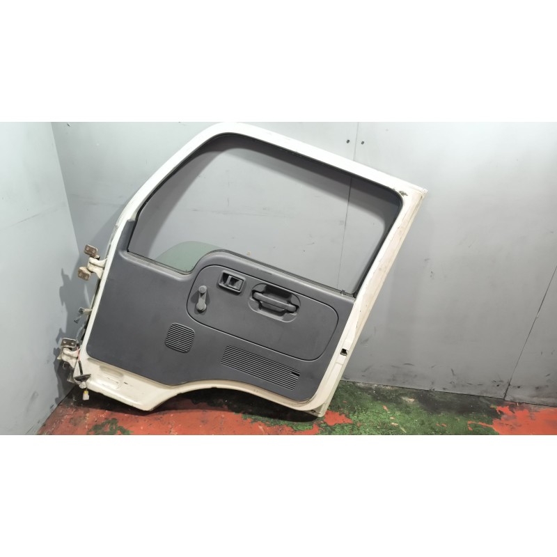 Recambio de puerta delantera derecha para nissan cabstar 09.06 cabstar 35.xx cabina simple cabina individual referencia OEM IAM 2