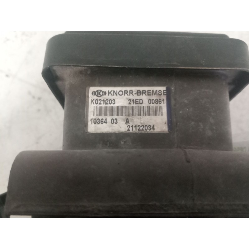 Recambio de valvula aire para renault magnum ab diesel referencia OEM IAM 21122034 VALVULA EBS K021203 - Blanco 7