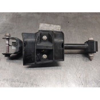 BRAZO SUSPENSION SUPERIOR TRASERO DERECHO 