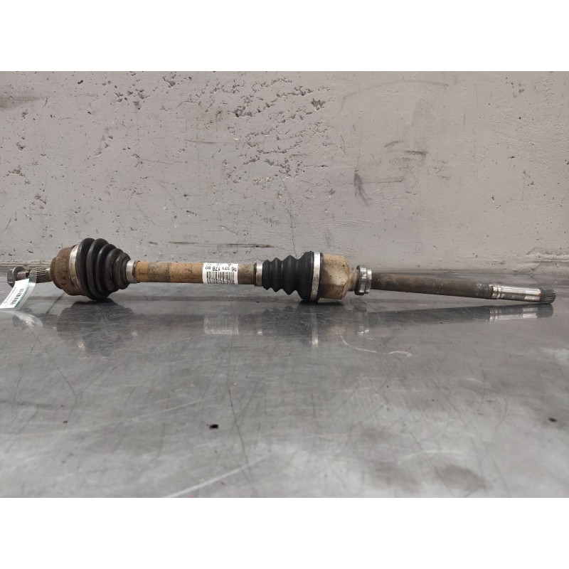 Recambio de transmision delantera derecha para citroën c4 berlina lx referencia OEM IAM 9637117880  