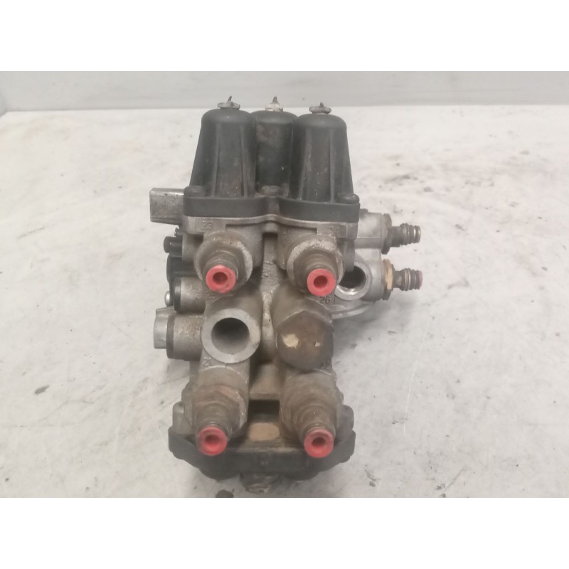 Recambio de valvula aire para iveco stralis (as) 12.9 diesel referencia OEM IAM 4324260310 9325050310 0347050310 3