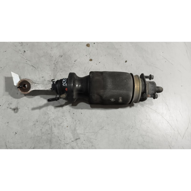 Recambio de amortiguador delantero izquierdo cabina para scania r i r 500 referencia OEM IAM   