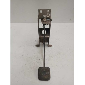 PEDAL EMBRAGUE 