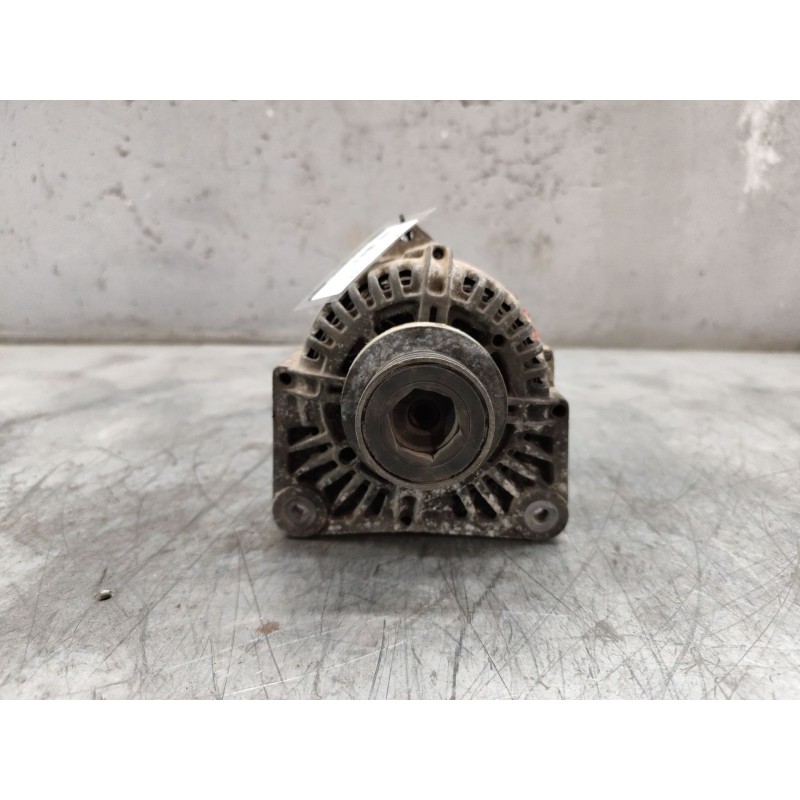 Recambio de alternador para renault megane ii berlina 5p authentique referencia OEM IAM 8200100907  