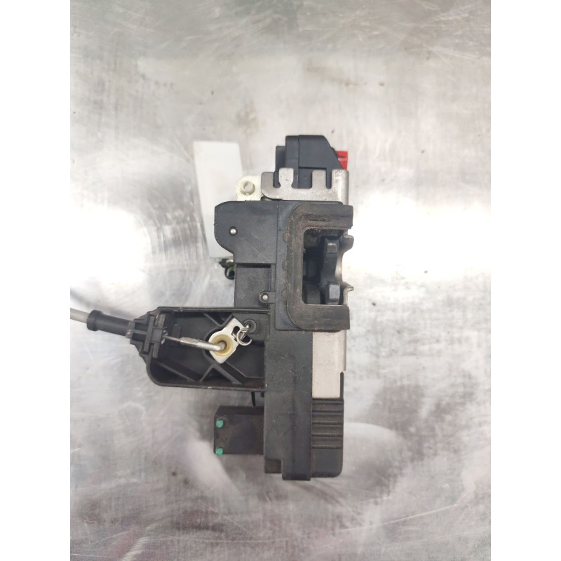 Recambio de cerradura puerta trasera izquierda para opel meriva cosmo referencia OEM IAM 13154793  3PINES
