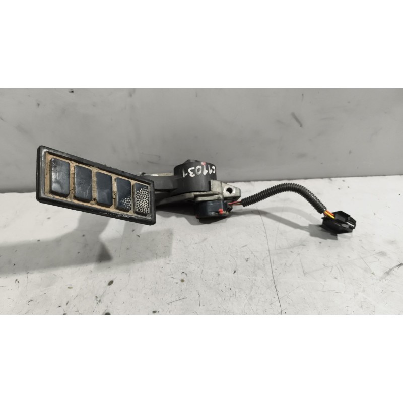 Recambio de pedal acelerador para volvo fh 12 asta 2001 e2 / e3 12.1 diesel (d12d380) referencia OEM IAM 1063332 - Blanco