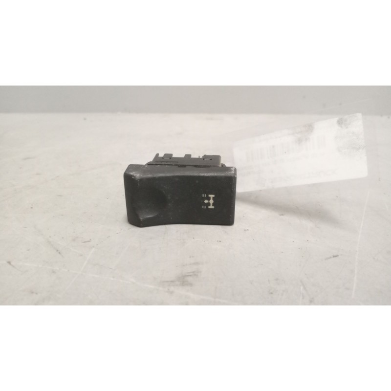 Recambio de interruptor para renault hr xxx.18/26 premium 01  11.1 diesel referencia OEM IAM 5010232171  