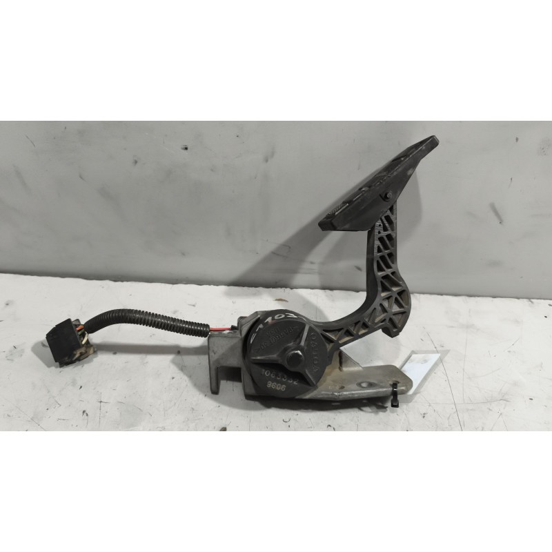 Recambio de pedal acelerador para volvo fh 12 asta 2001 e2 / e3 12.1 diesel (d12d380) referencia OEM IAM 1063332 - Blanco 2