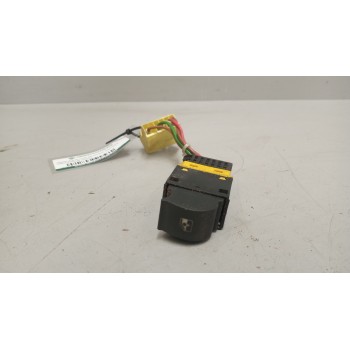 Recambio de mando elevalunas delantero izquierdo para iveco stralis (ad/at) fg at y / p 6x2 larga distancia referencia OEM IAM 5