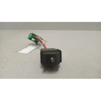 Recambio de mando elevalunas delantero izquierdo para iveco stralis (ad/at) fg at y / p 6x2 larga distancia referencia OEM IAM 5