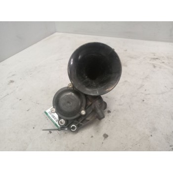 Recambio de claxon para renault d 18 wide referencia OEM IAM   
