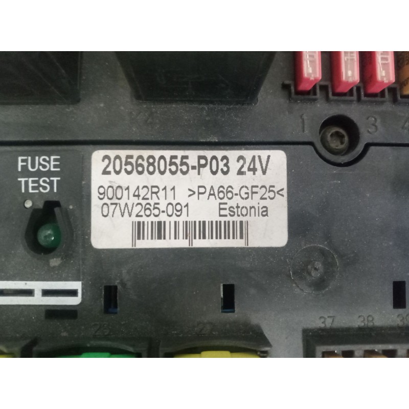 Recambio de caja reles / fusibles para volvo fh referencia OEM IAM 20568055 - Blanco 2
