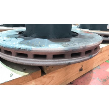 Recambio de buje trasero derecho para daf serie xf105.xxx 12.9 diesel referencia OEM IAM 1657637  
