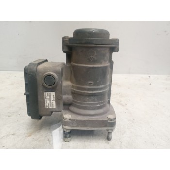 Recambio de valvula aire para renault magnum ab diesel referencia OEM IAM 21122038 VALVULA EBS K020625