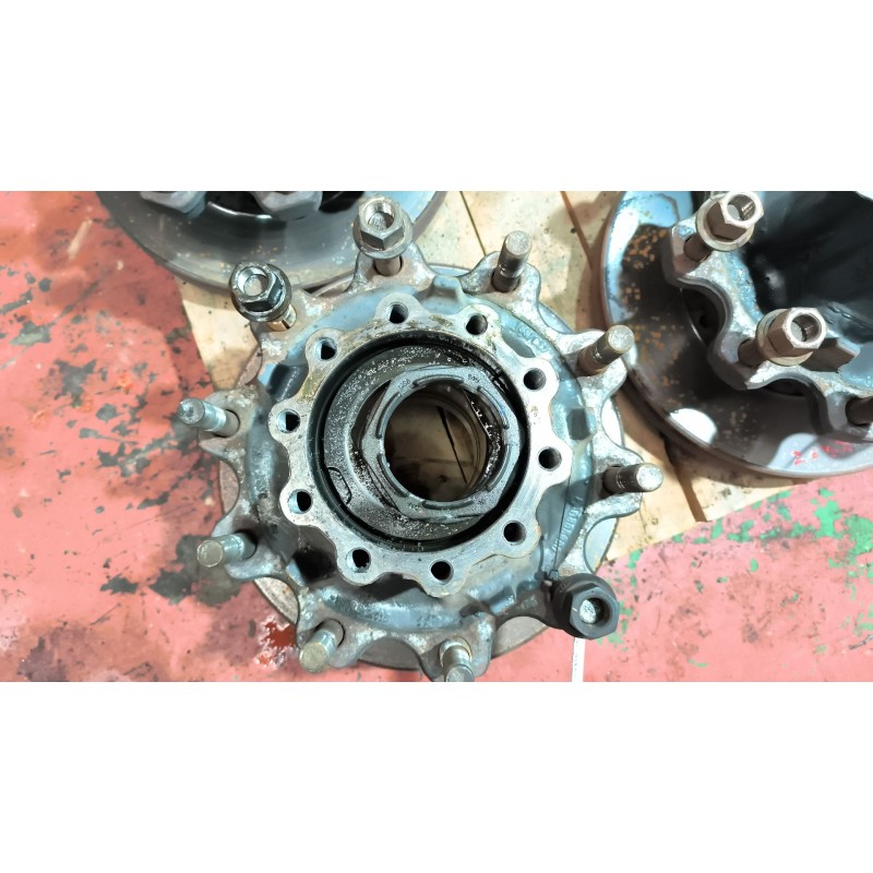 Recambio de buje trasero derecho para daf serie xf105.xxx fsa 4x2 space-cab referencia OEM IAM 1657637  