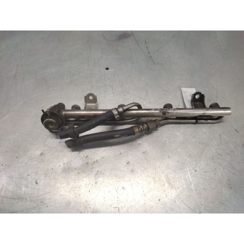 Recambio de rampa inyectora para audi a4 berlina (b5) 1.8 referencia OEM IAM 058133681B - Azul 2