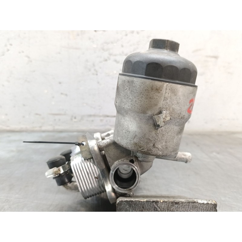 Recambio de soporte filtro aceite para opel astra g berlina club referencia OEM IAM - Blanco 2