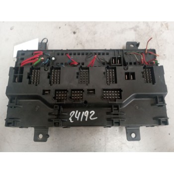 Recambio de caja reles / fusibles para volvo fh xxx 12.8 diesel referencia OEM IAM 20568055  