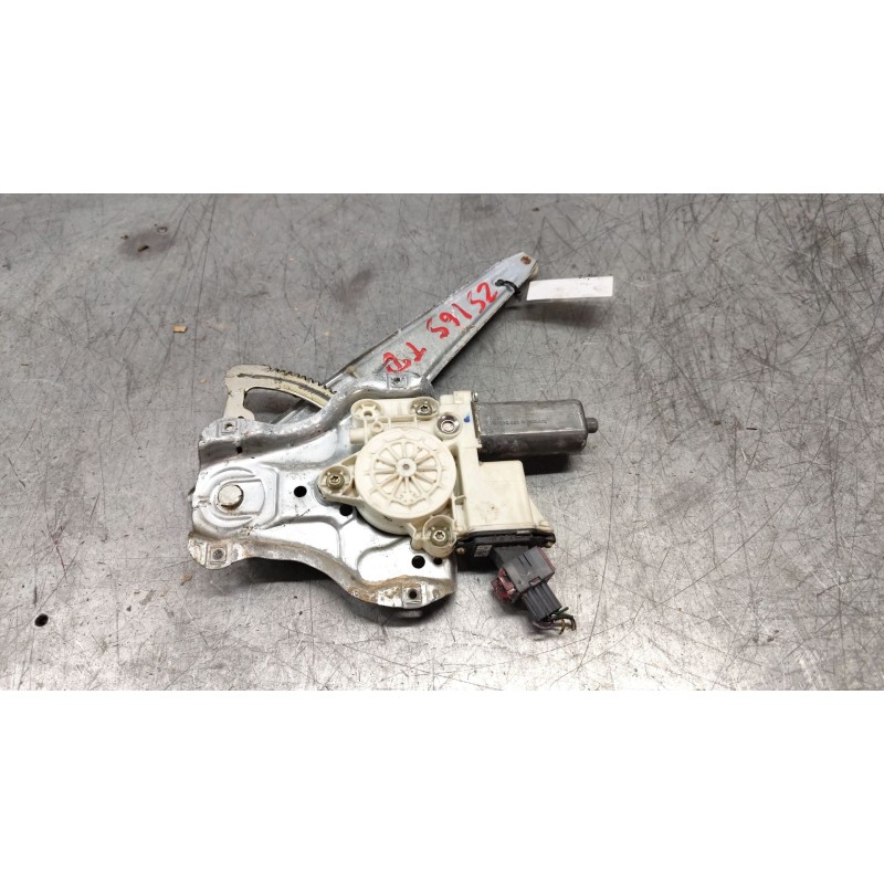 Recambio de elevalunas trasero derecho para toyota corolla (_e12_) 2.0 d-4d (cde120r_, cde120l_) referencia OEM IAM 6983002120 - Gris 2