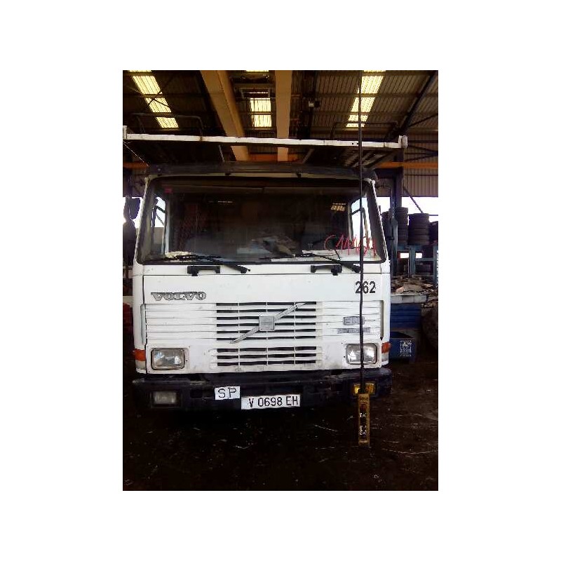 VOLVO TRUCKS FL 10