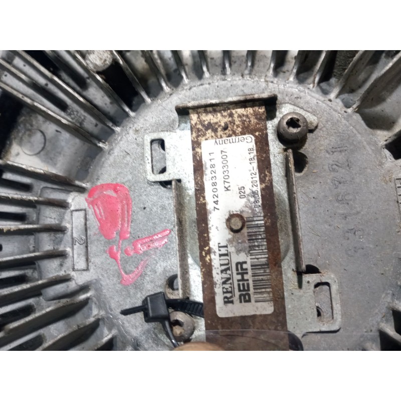 Recambio de ventilador viscoso motor para renault midlum referencia OEM IAM 7420832811 2