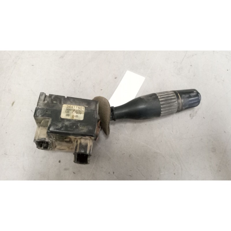 Recambio de mando intermitentes para renault hr 420.18/26 premium 01  fsa 4x2 420.18 larga distancia referencia OEM IAM 50018375 - Blanco 4