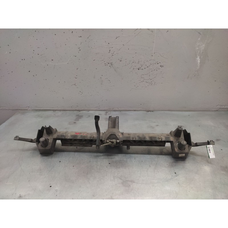 Recambio de travesaño superior para peugeot 3008 i monospace (0u_) 1.6 hdi referencia OEM IAM   