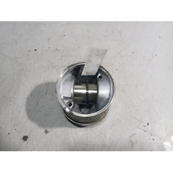 Recambio de piston para renault midlum referencia OEM IAM 7485126579  