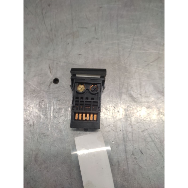 Recambio de boton antivaho para kia picanto 1.1 active referencia OEM IAM  6 PINS - Verde 2