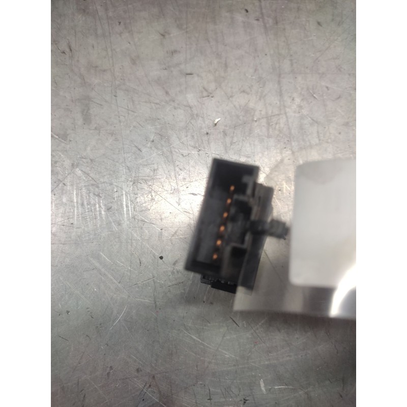 Recambio de boton antivaho para kia picanto 1.1 active referencia OEM IAM  6 PINS - Verde 3