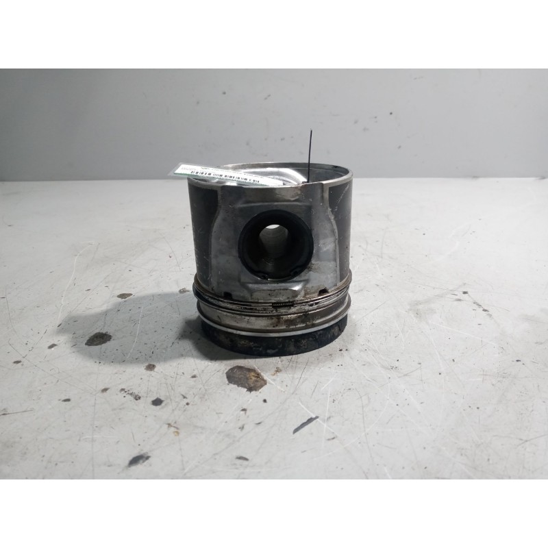 Recambio de piston para renault midlum referencia OEM IAM 7485126579  
