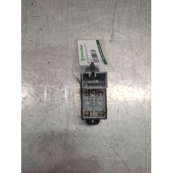 Recambio de mando elevalunas delantero derecho para kia picanto 1.1 active referencia OEM IAM  7 PINS 